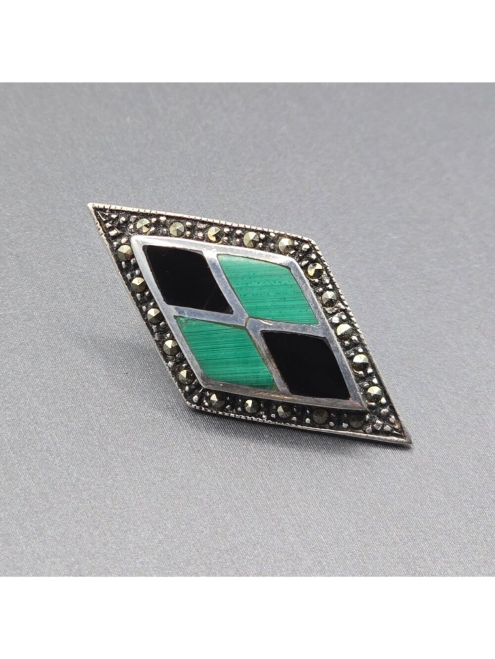 Sterling Silver Malachite Onyx Inlay Earrings Marcasite Border Artisan Signed A - Picture 3 of 12